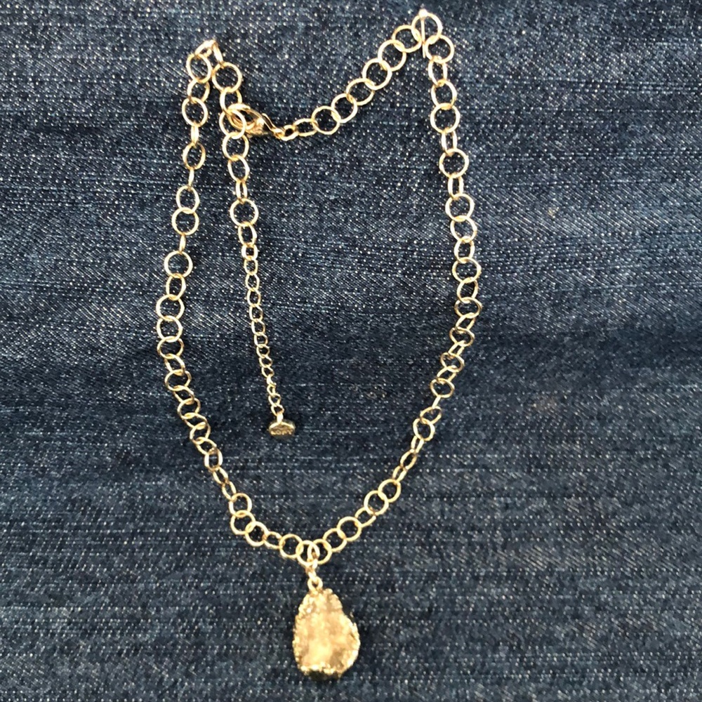 The LOFT metallic gem stone necklace